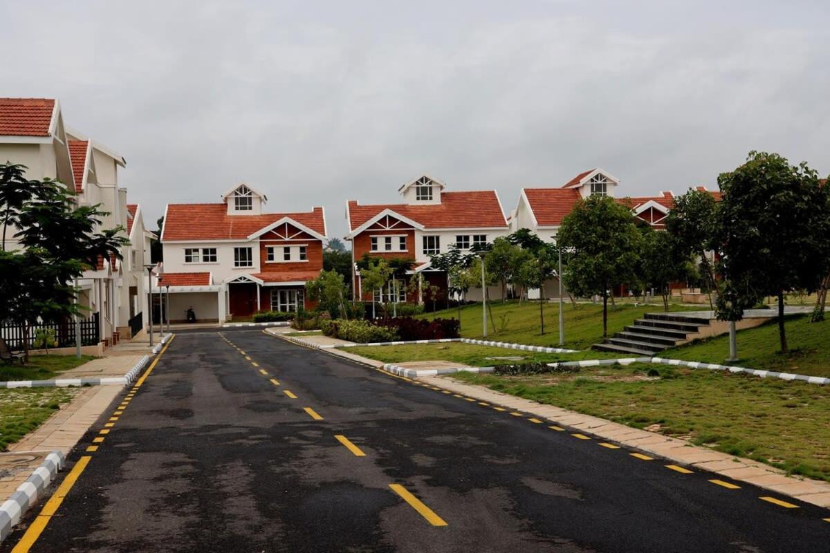 Welcome To Serenity-Luxury Villa At Prestige Augusta Golf Village Bangalore Luaran gambar